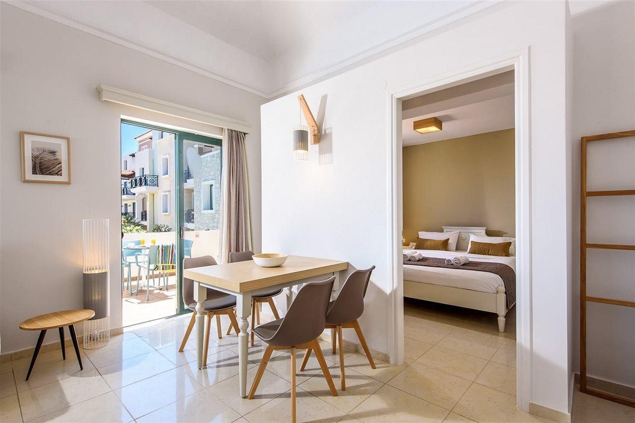 Agia Marina Theros Apartments المظهر الخارجي الصورة